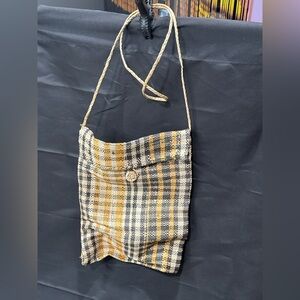 Handwoven Raffia Crossbody Bag – Artisan Base | Ultra-Light | Congo-Made